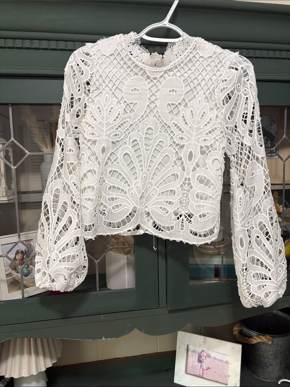 Women's White Crochet Lace Long-Sleeve Top